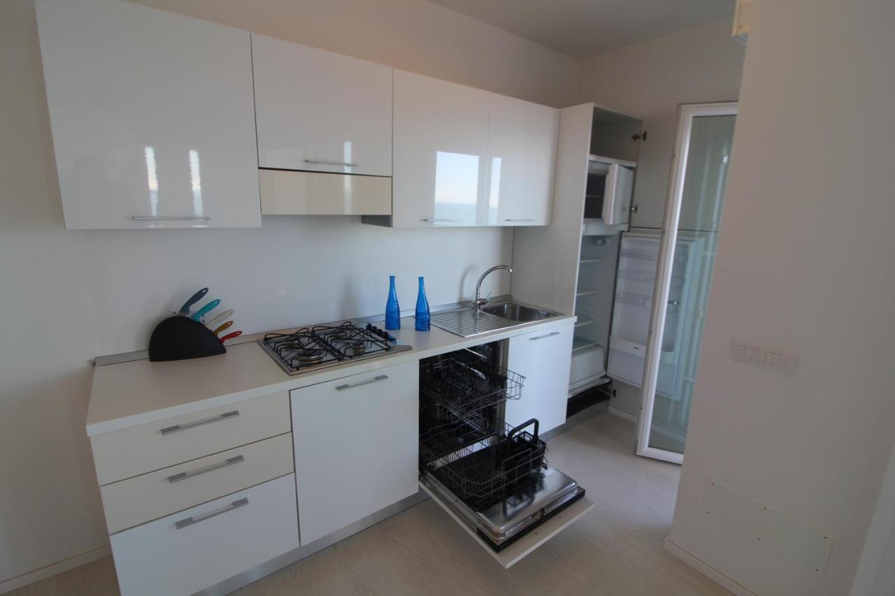 Residence Excelsior Lignano Sabbiadoro Buitenkant foto
