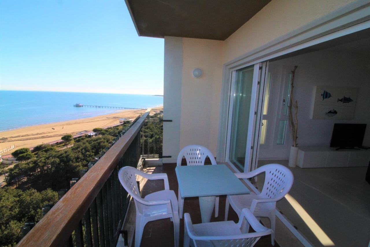Residence Excelsior Lignano Sabbiadoro Buitenkant foto