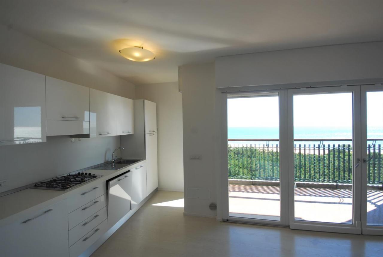 Residence Excelsior Lignano Sabbiadoro Buitenkant foto