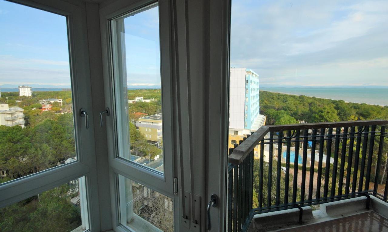 Residence Excelsior Lignano Sabbiadoro Buitenkant foto